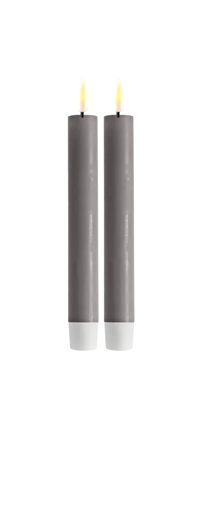 Twee grijze, landelijke LED kaarsen voor sober interieur van My Sober Home