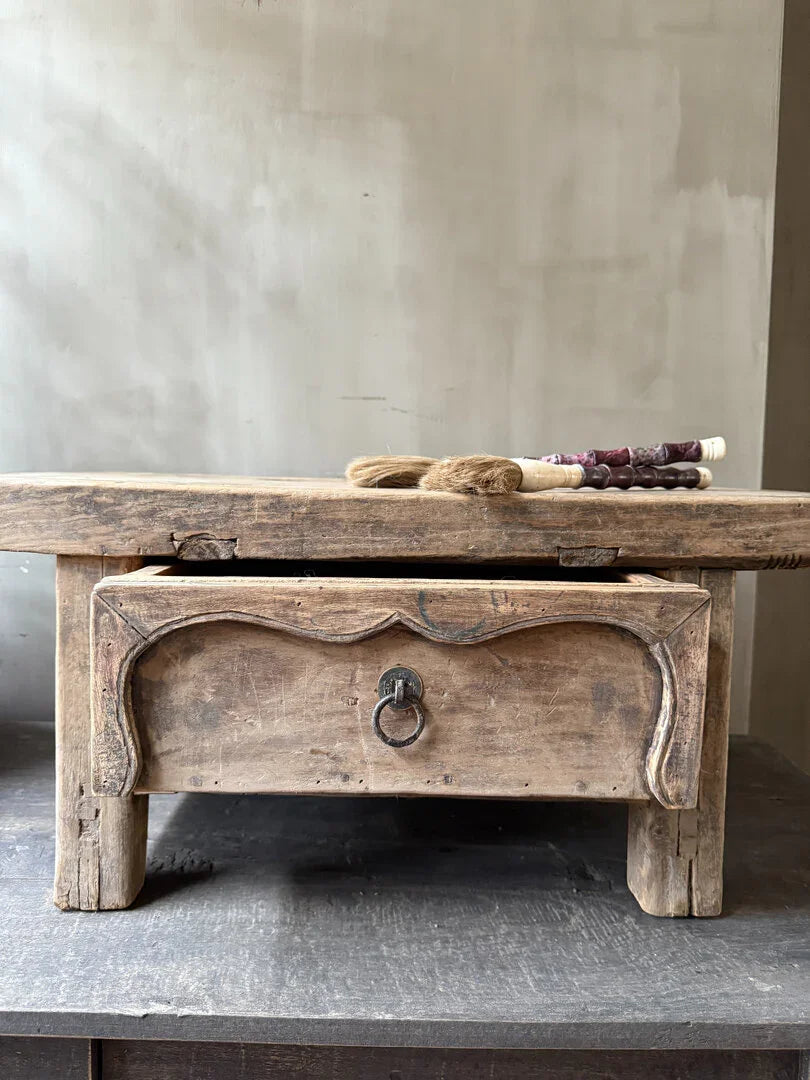 Oud Chinees tafeltje - My Sober Home