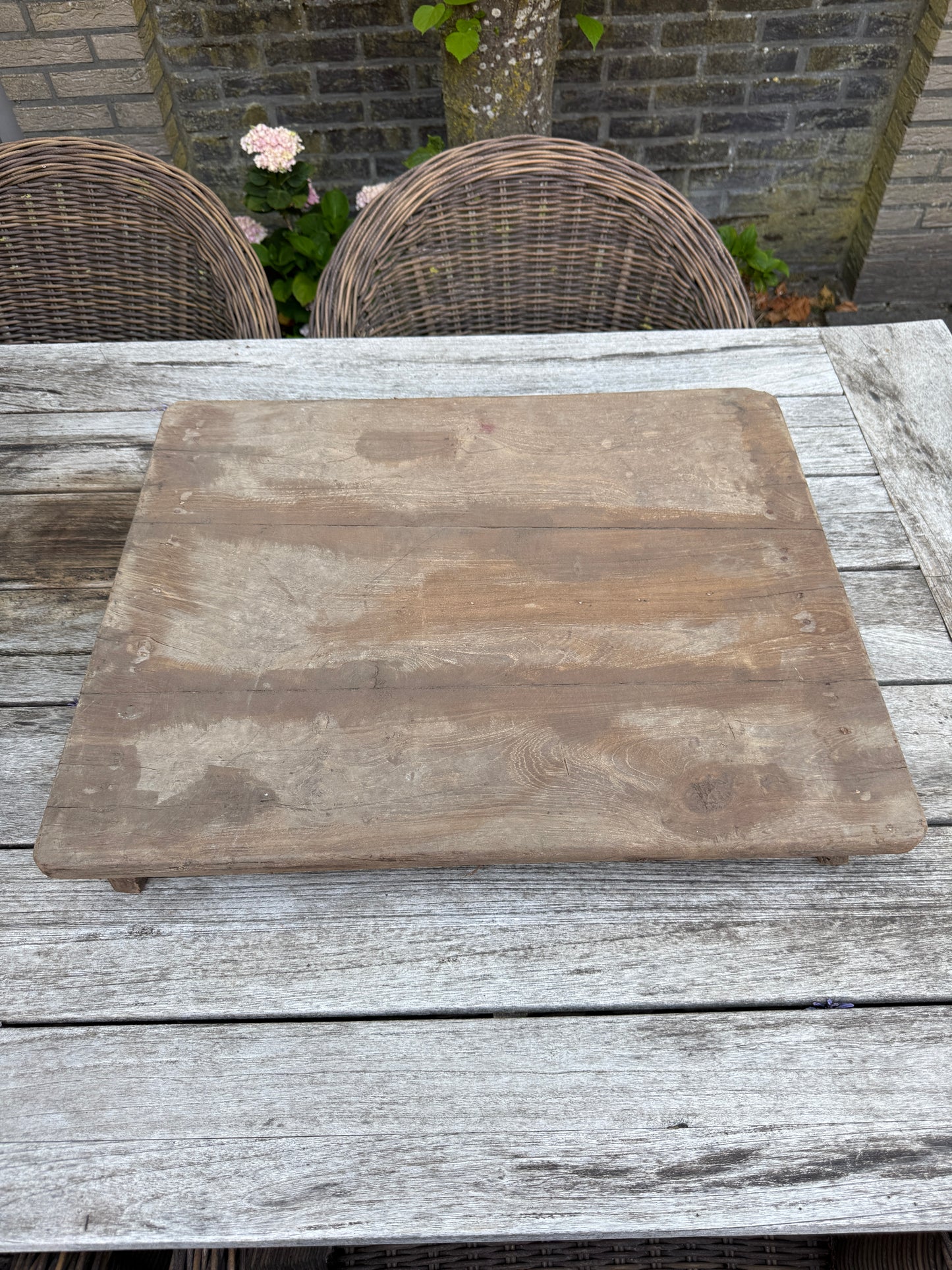Old wooden bajot table / shelf
