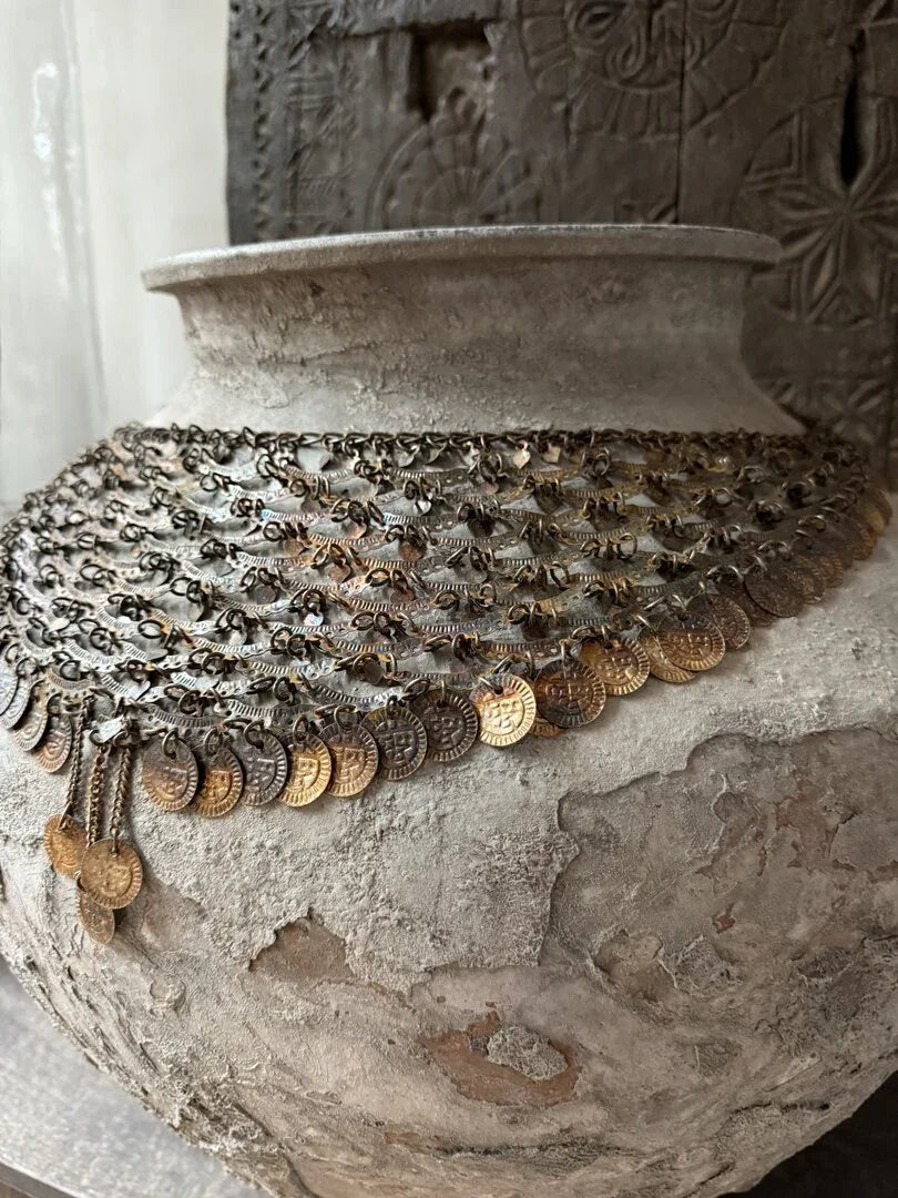 Kruikketting Lois - My Sober Home