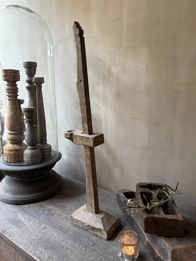 Ornament oud hout - My Sober Home