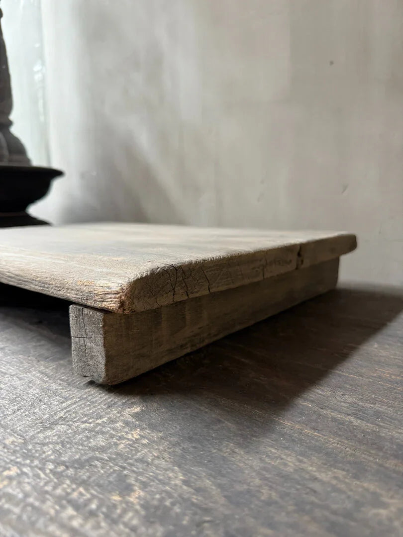 Authentieke houten bajot, handgemaakt, sober en landelijk woonaccessoire uit India.