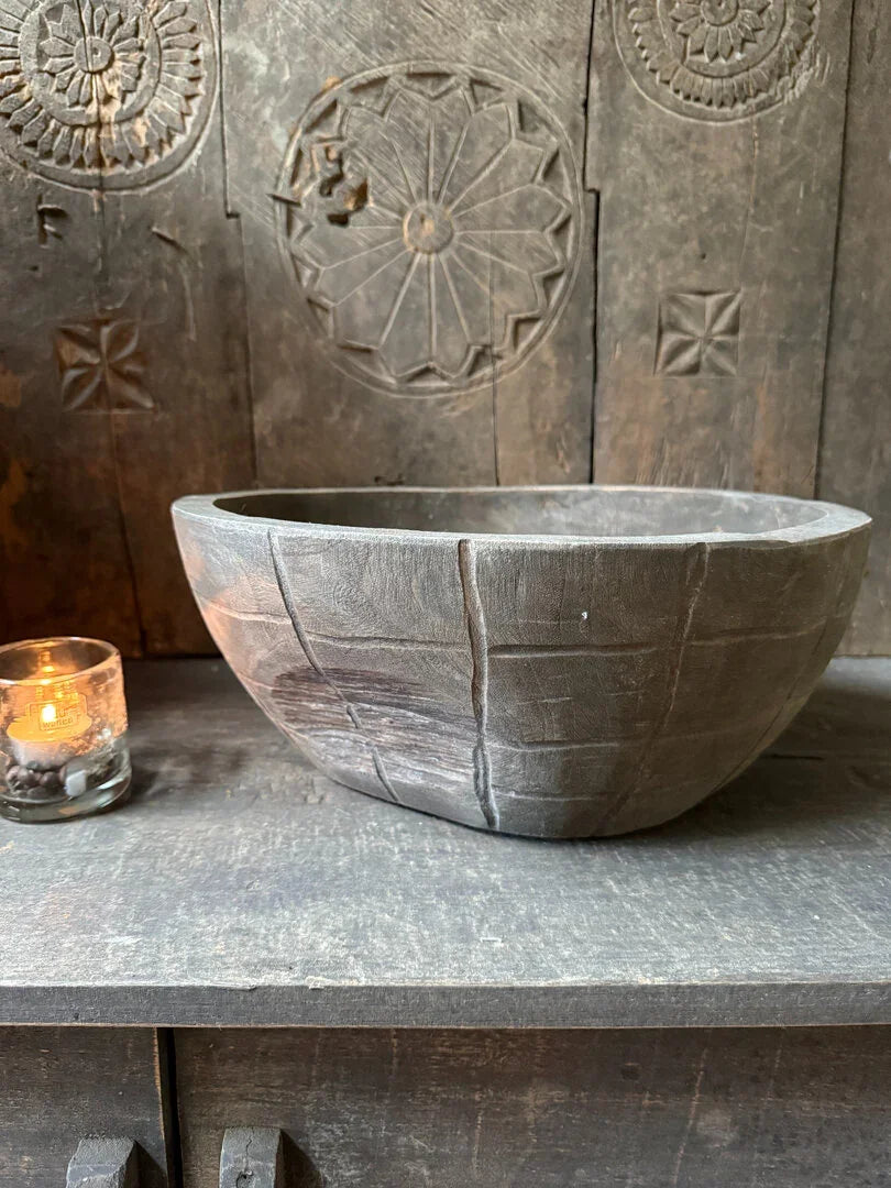 Bak houtsnijwerk - My Sober Home