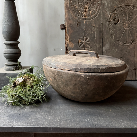 Houten pot / bak met deksel