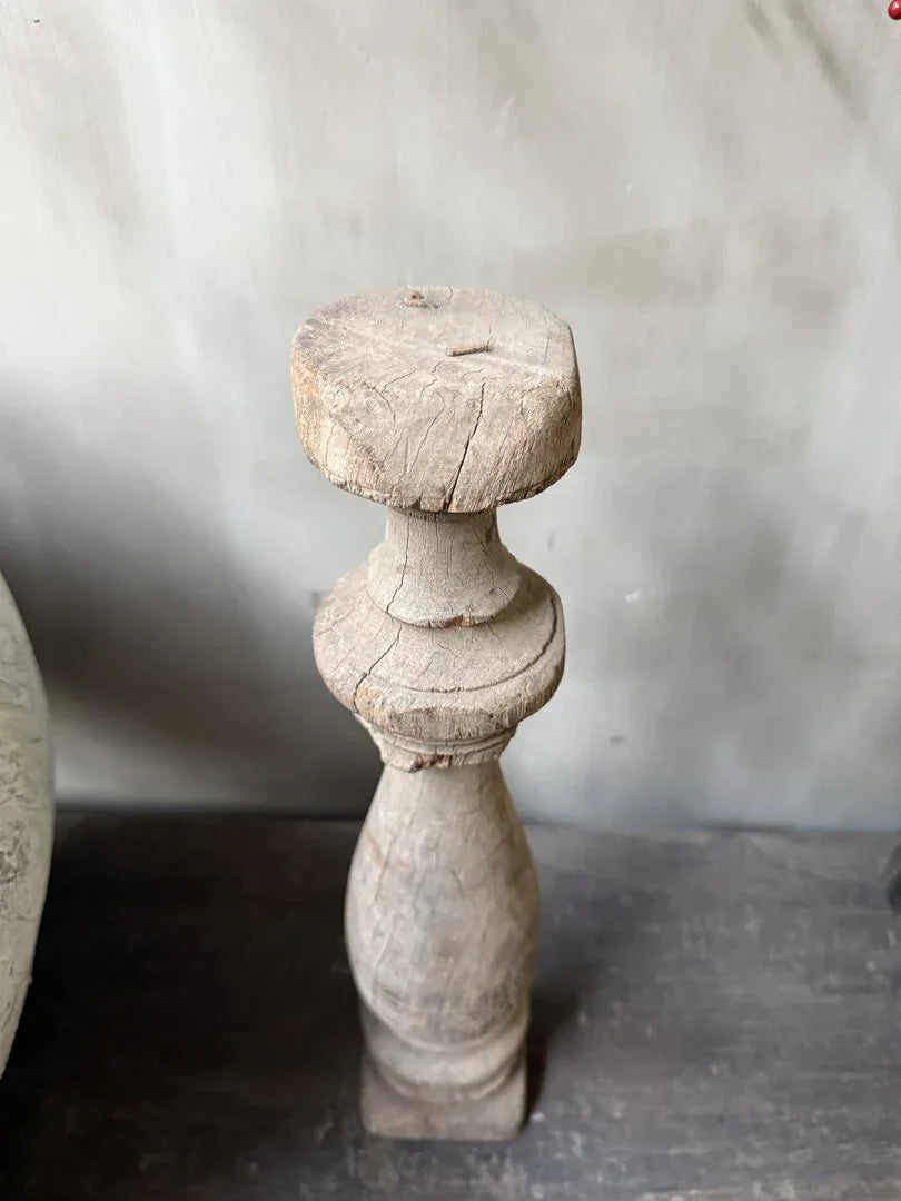 Houten kandelaar/baluster - My Sober Home