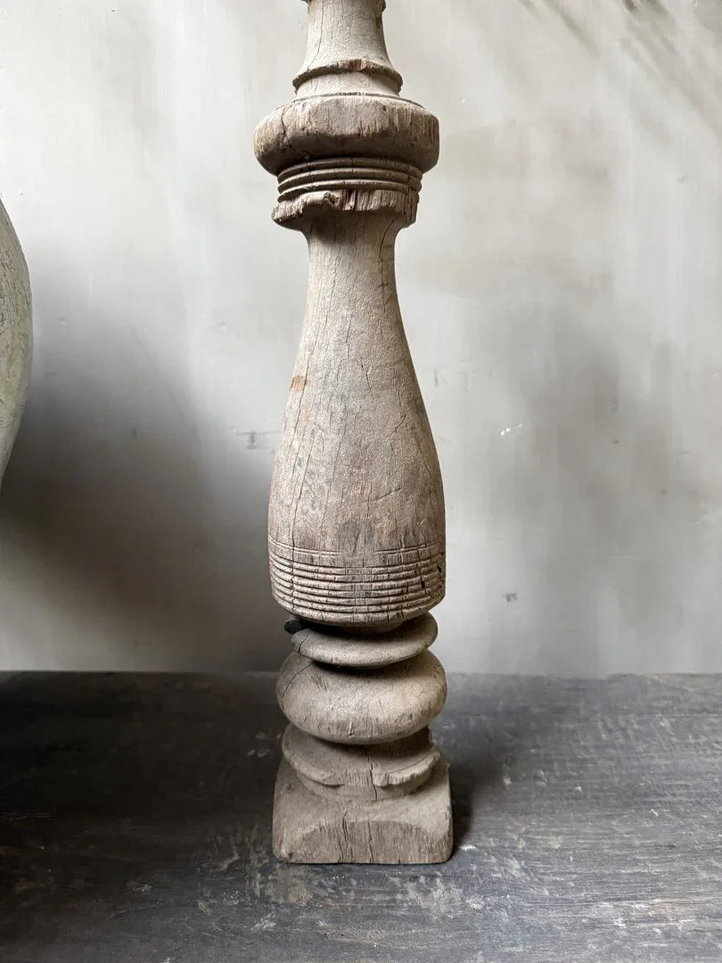 Houten kandelaar/baluster - My Sober Home