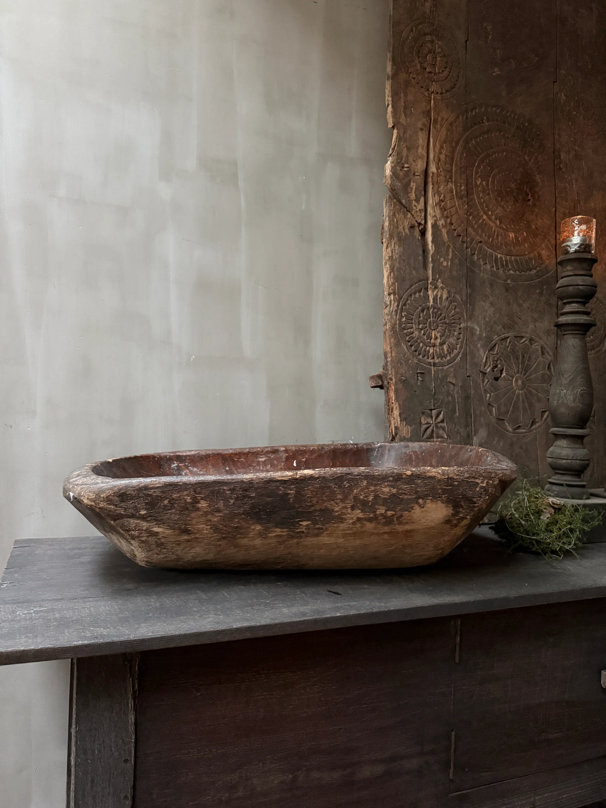 Uniek oud houten basin 70 × 45 × 20 cm met ronde bodem