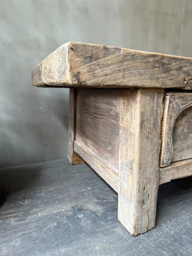 Oud Chinees tafeltje - My Sober Home