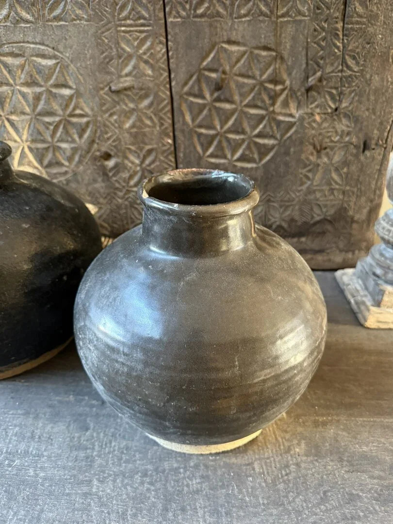 Chinese vaas / pot zwart - My Sober Home