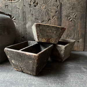 Oud Chinees bakje met vakjes 16,5 × 16,5 × 10 cm