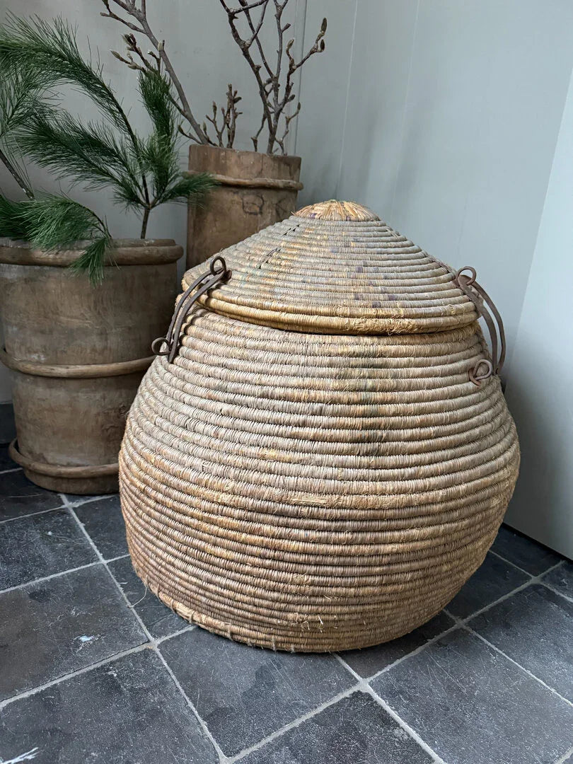 Oude originele mand / dessert basket - My Sober Home