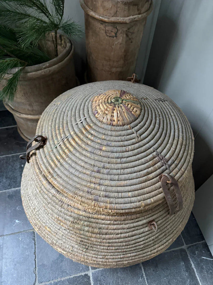 Oude originele mand / dessert basket - My Sober Home