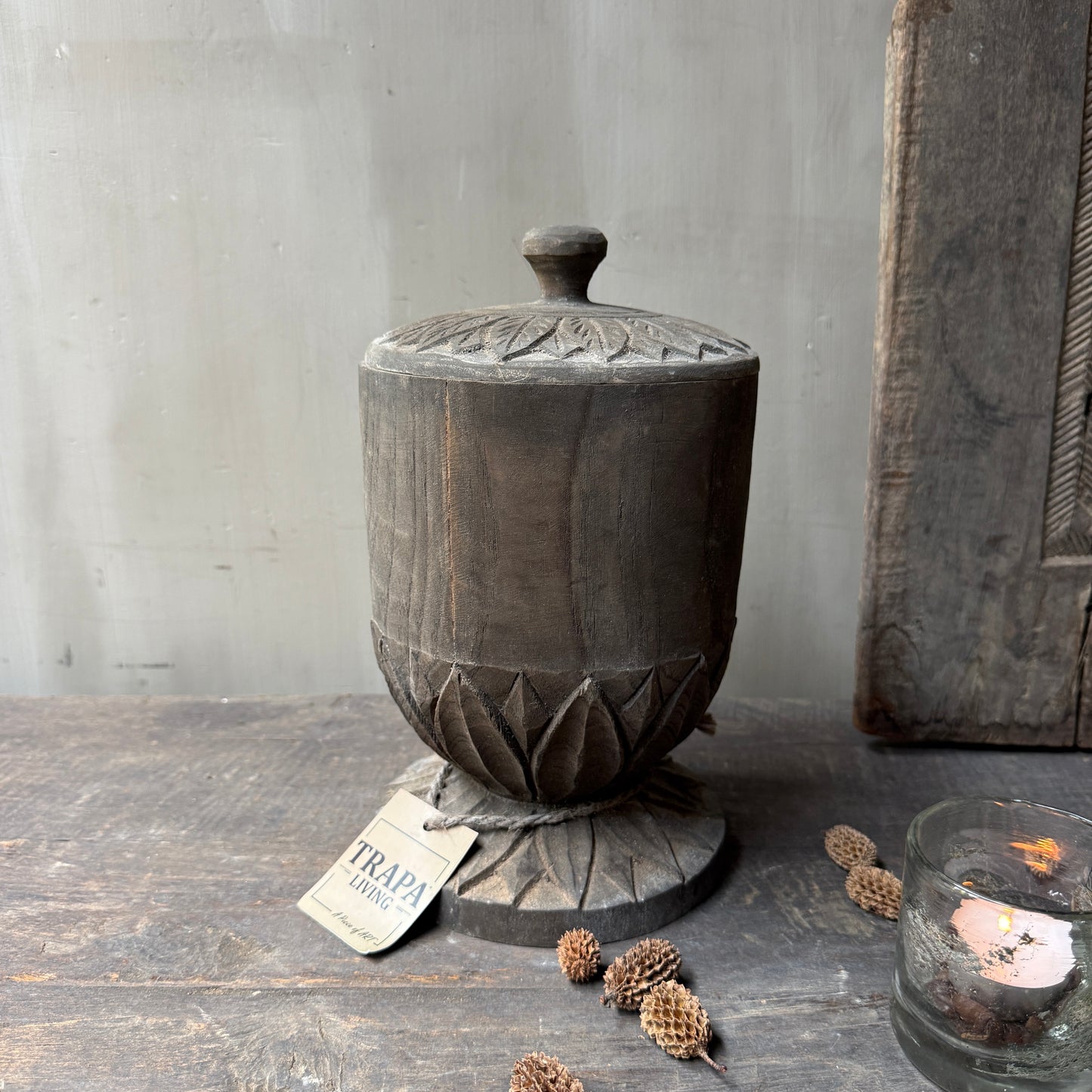 Opbergpot met deksel op voet s