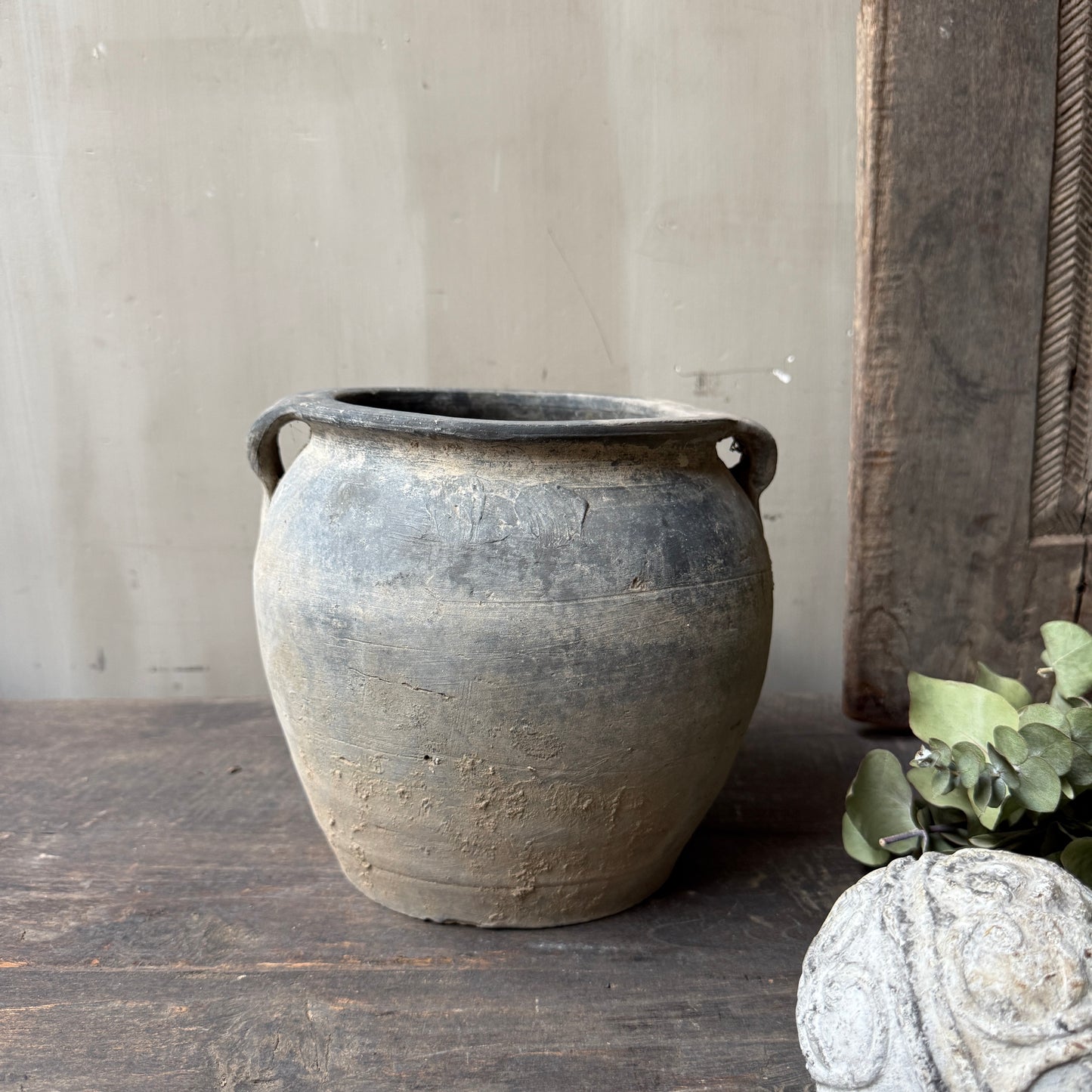 Chinese jar with ears