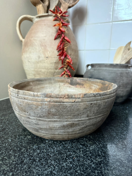 Oude houten bak - My Sober Home