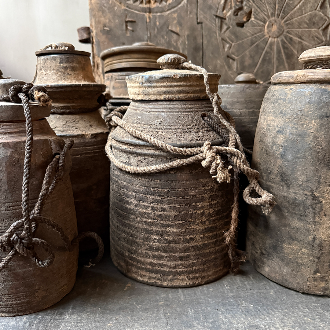 Holzgefäß mit Deckel