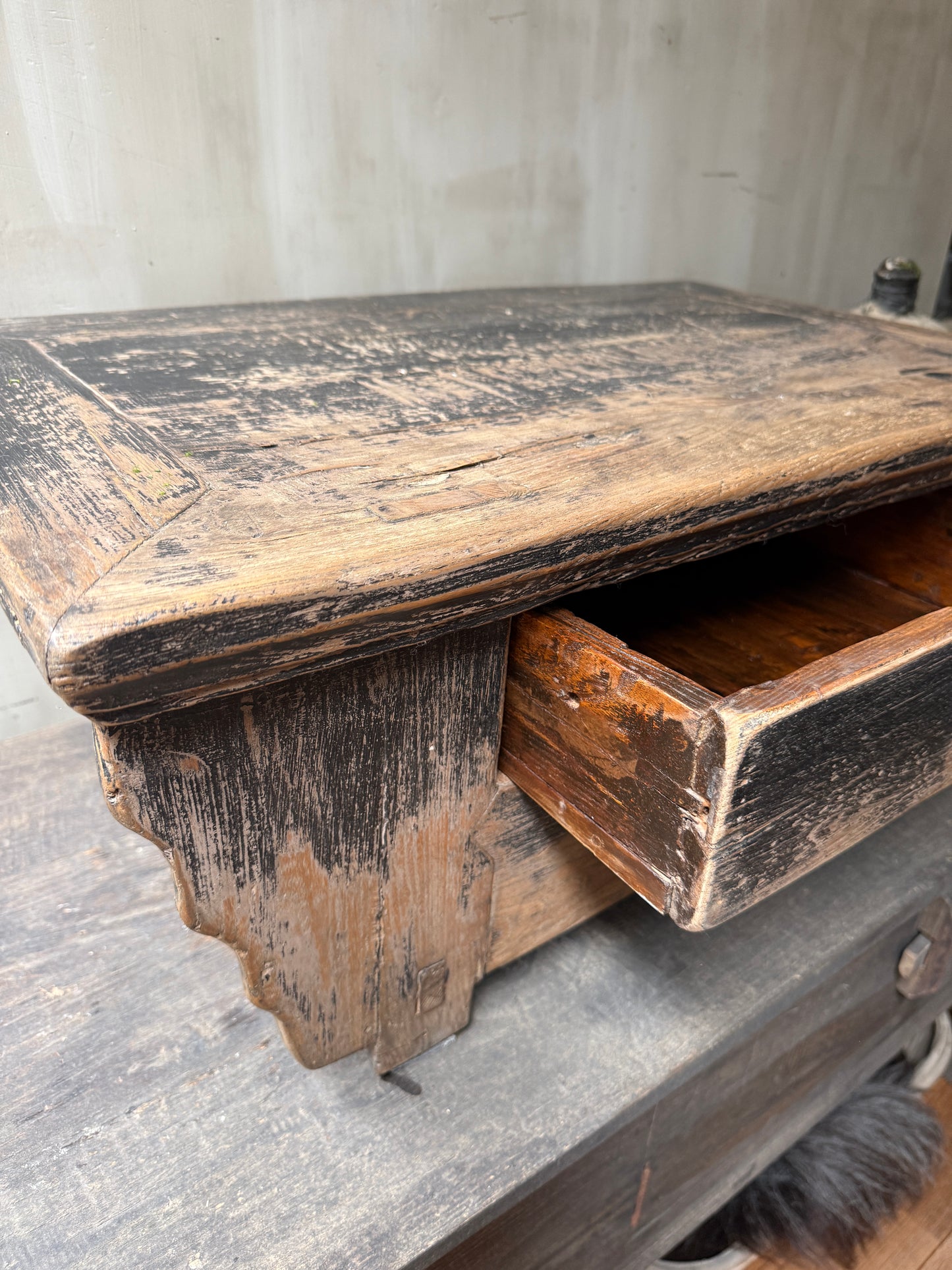 Antieke Chinese Kangtafel – uniek meubel met karakter