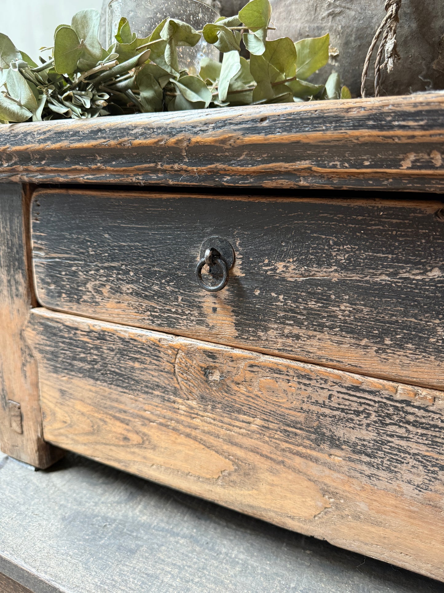 Antieke Chinese Kangtafel – uniek meubel met karakter