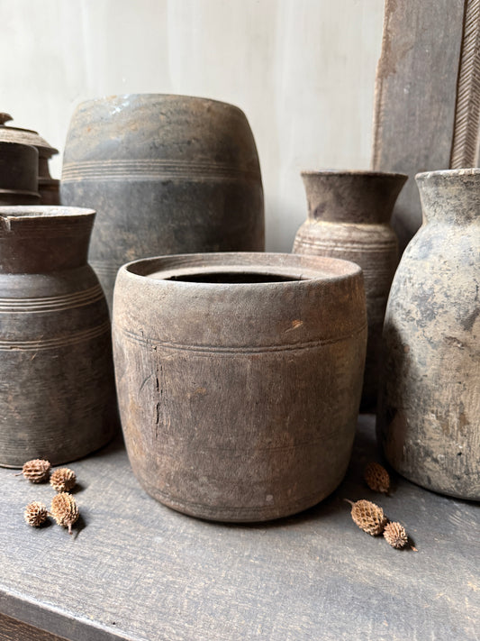 Wooden pot