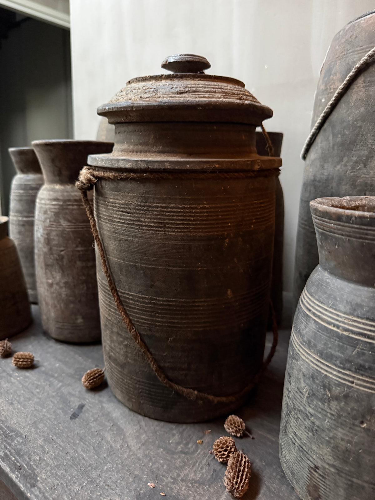 Wooden jar with lid