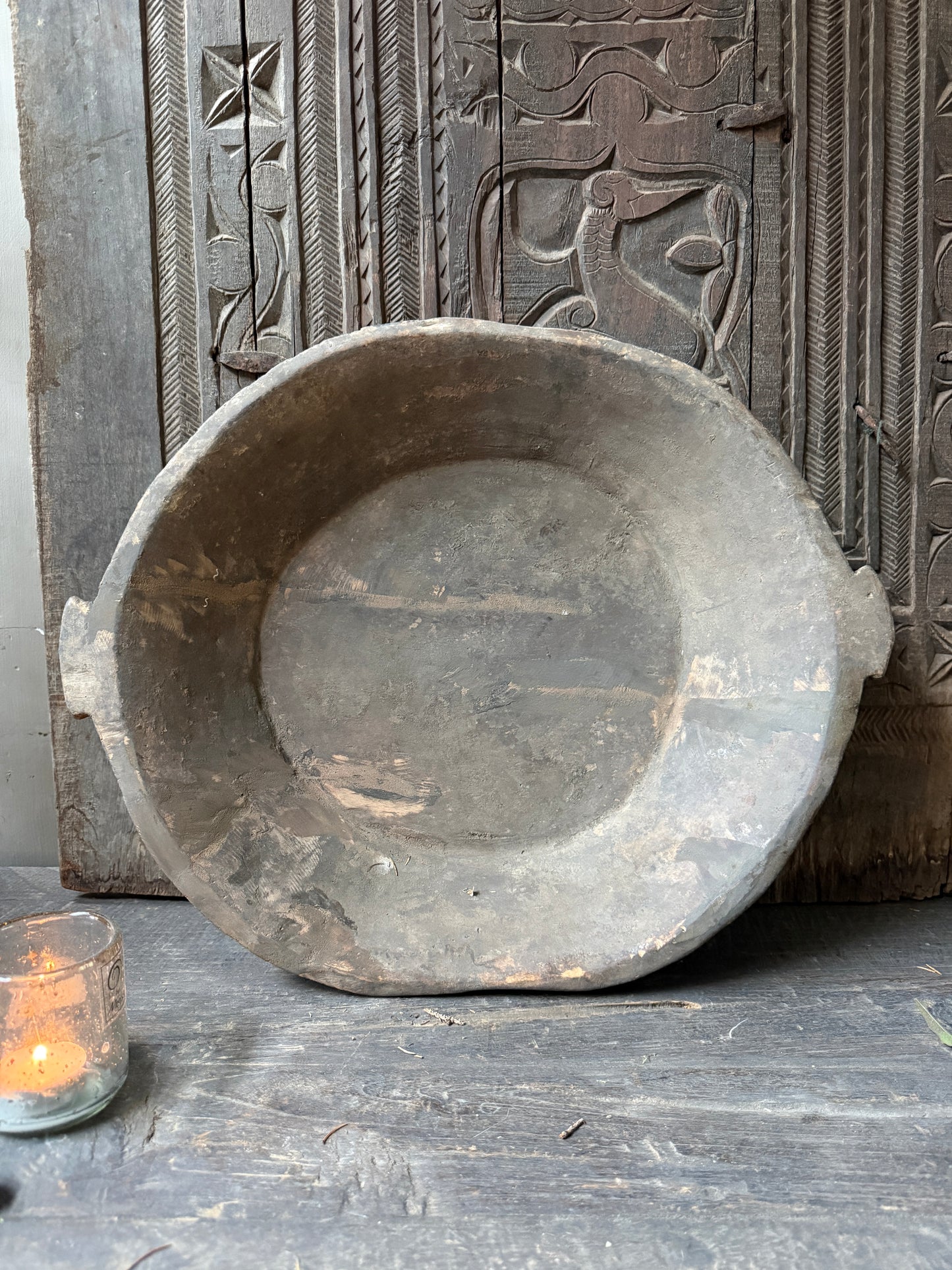 Wooden oval bowl
