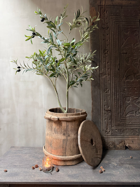 Authentic old wooden churn / butter churn