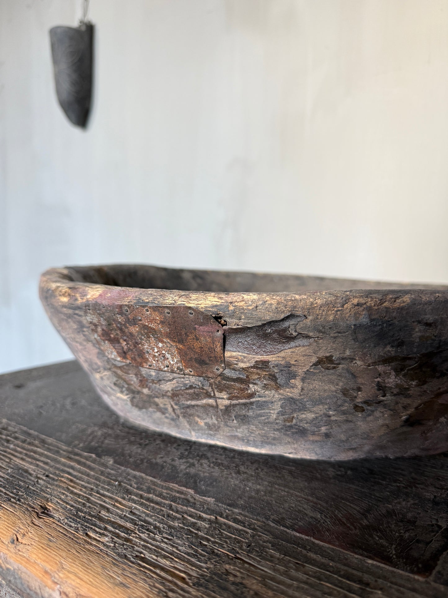 Old wooden stacking scale 4
