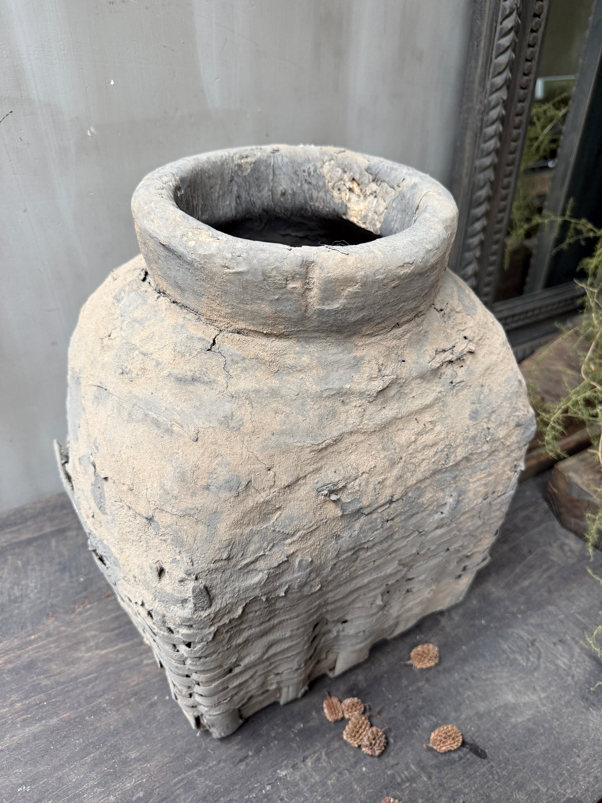 Antique clay basket xl