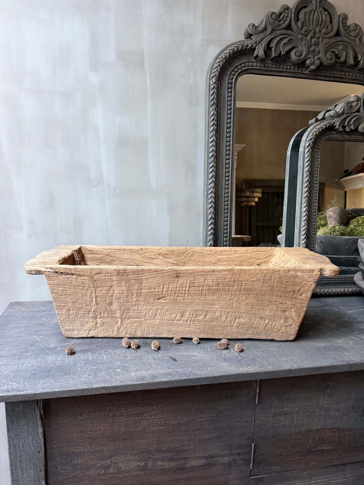 Old wooden XL box / trough