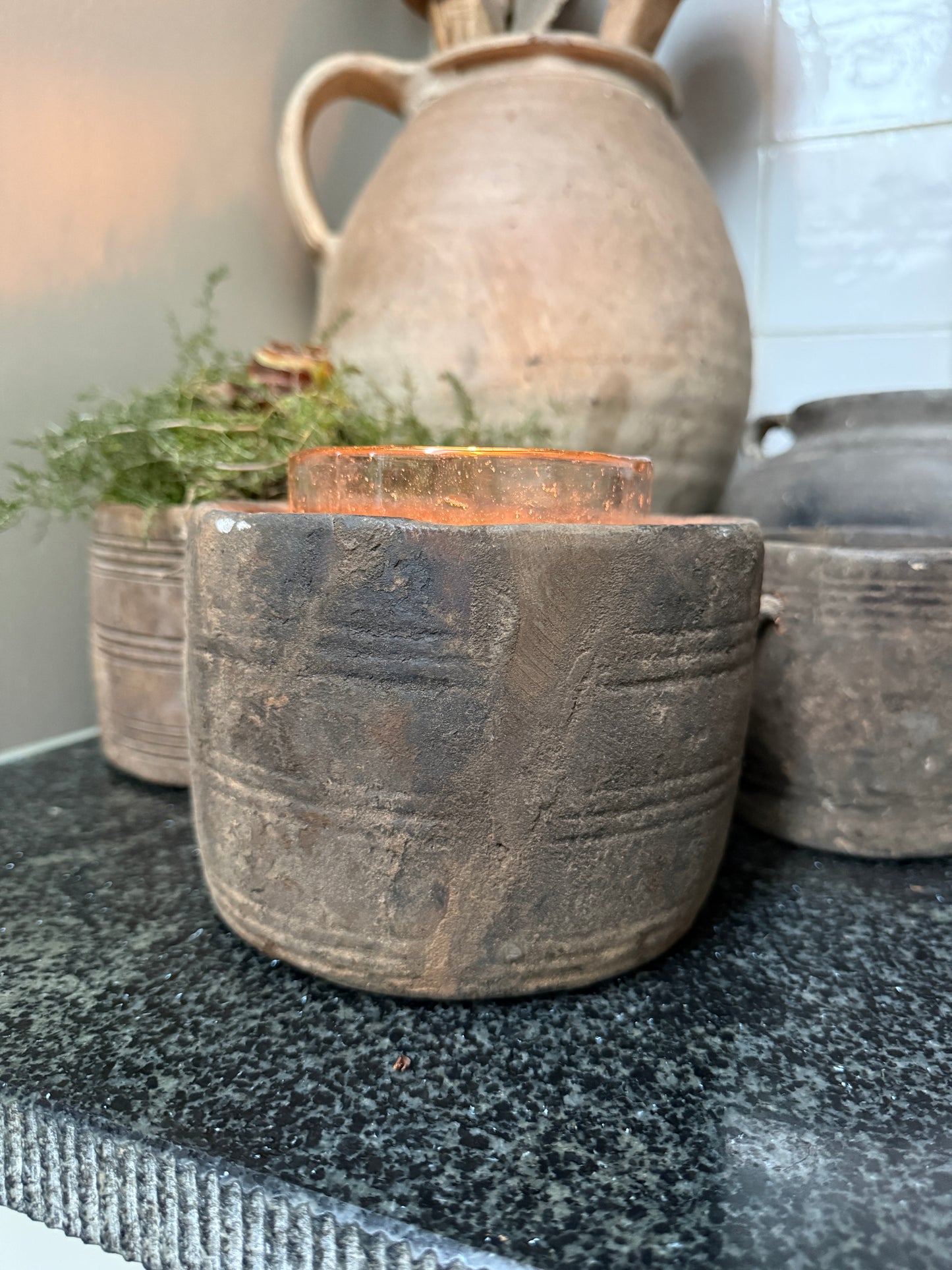 Handgemaakte sobere stenen waxinelichthouder, landelijke woonaccessoire van My Sober Home