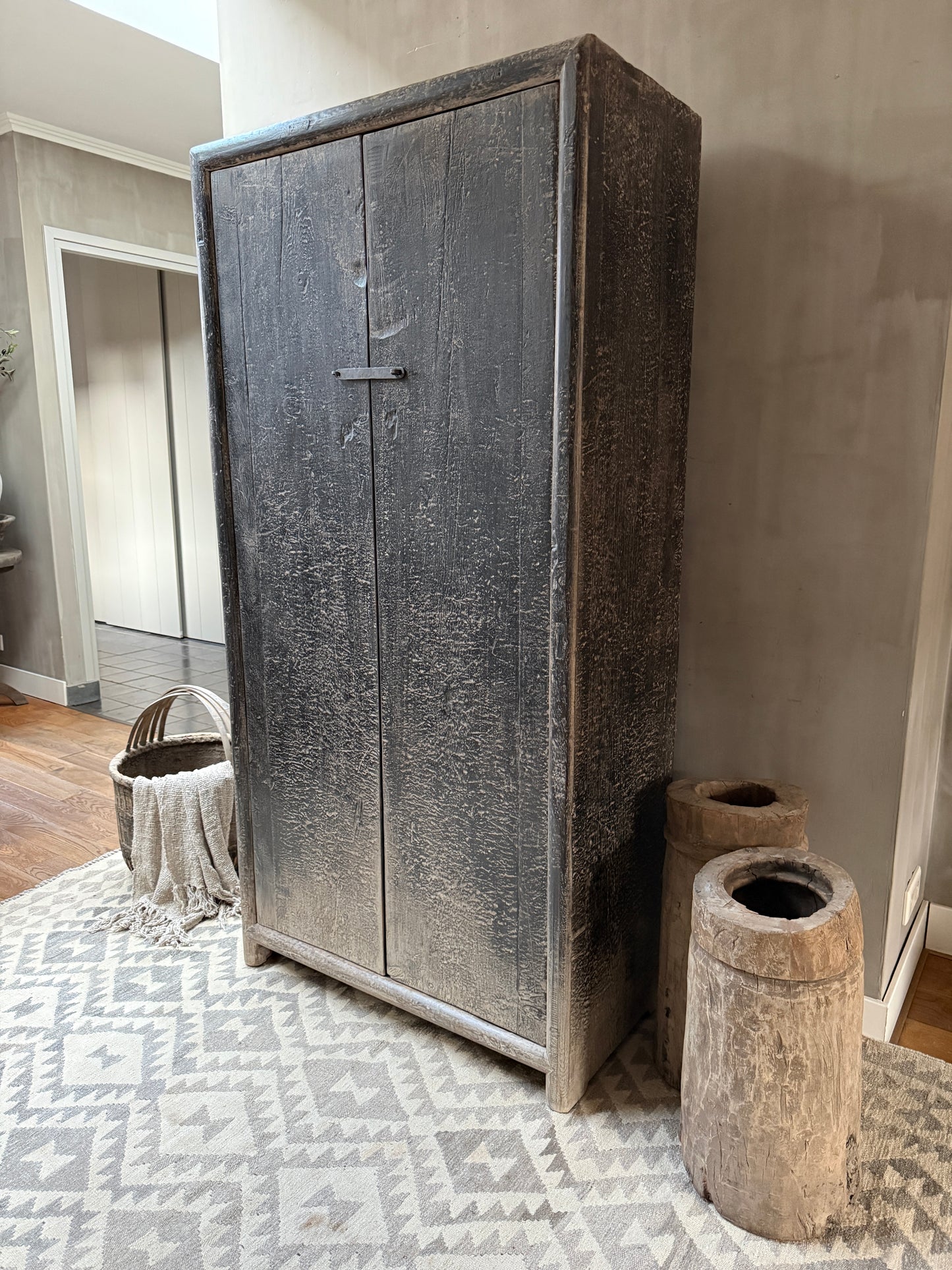 Originaler chinesischer Ulmenholzschrank