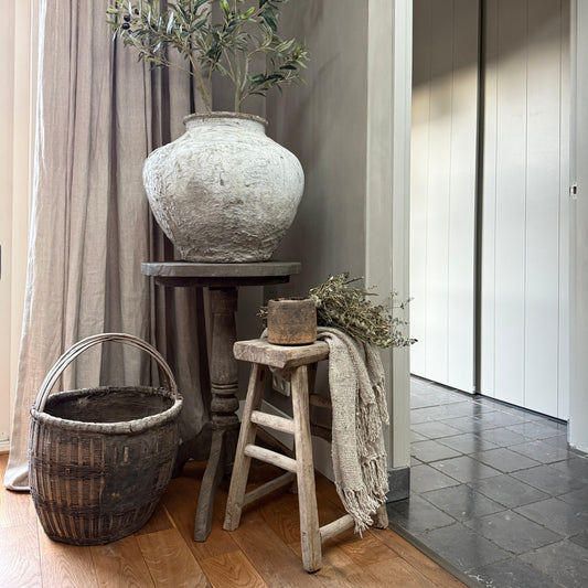 Interieur decoratie set wijntafel