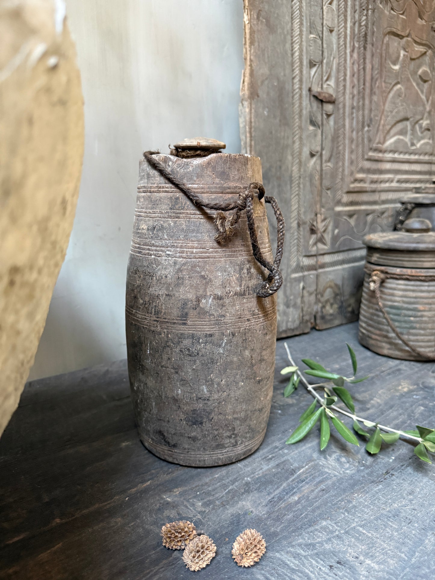 Wooden jar with lid