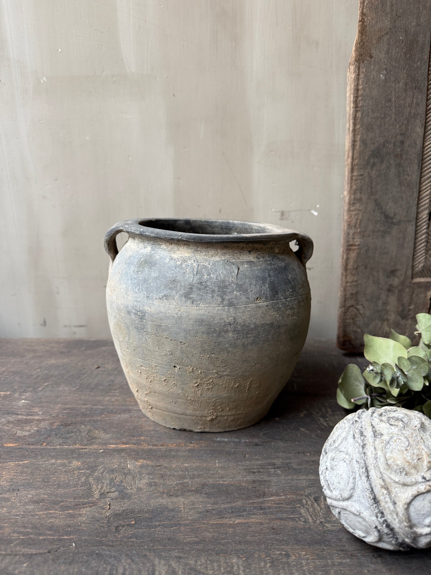 Chinese jar with ears