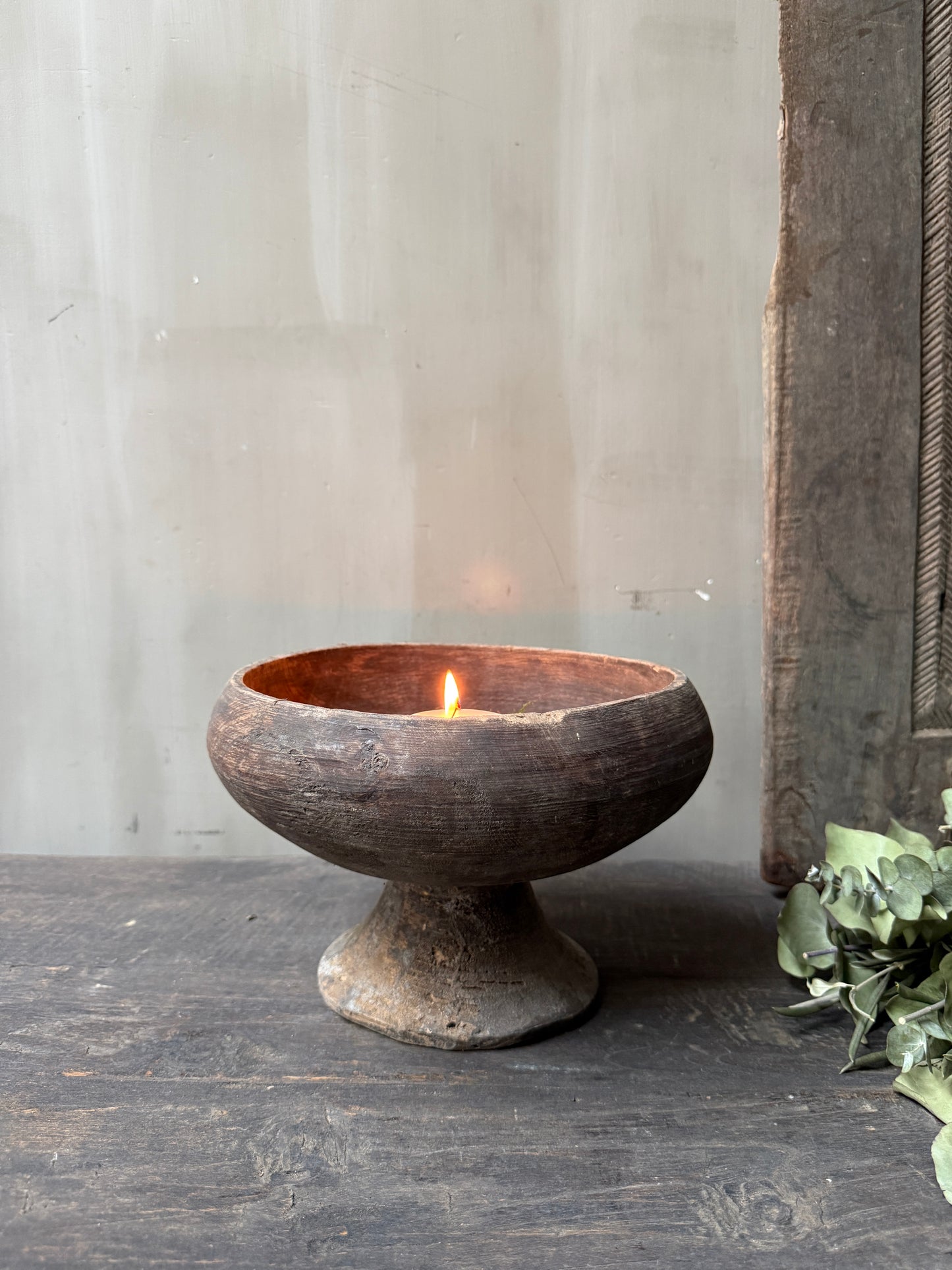 Houten bowl op voet