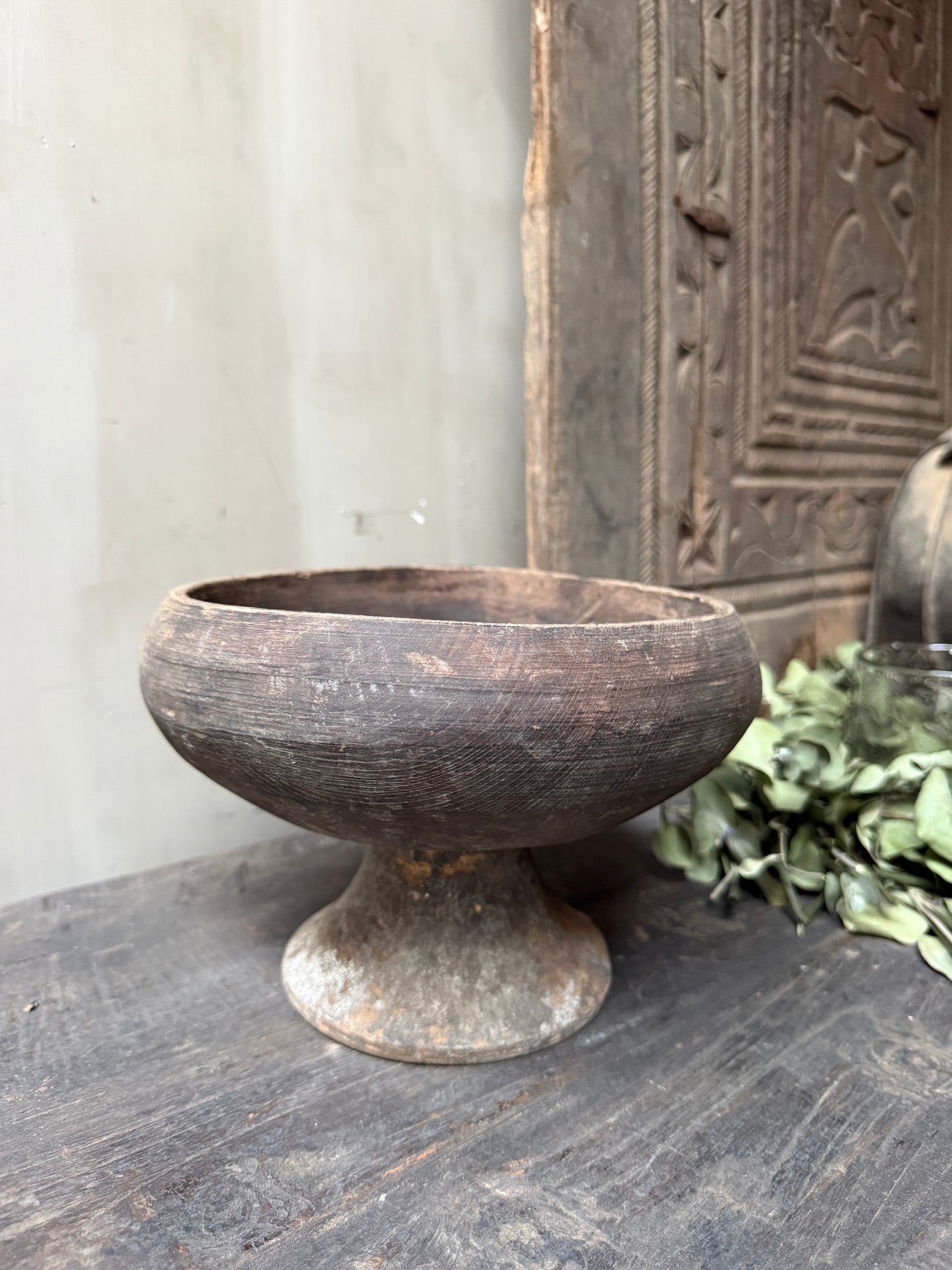 Houten bowl op voet