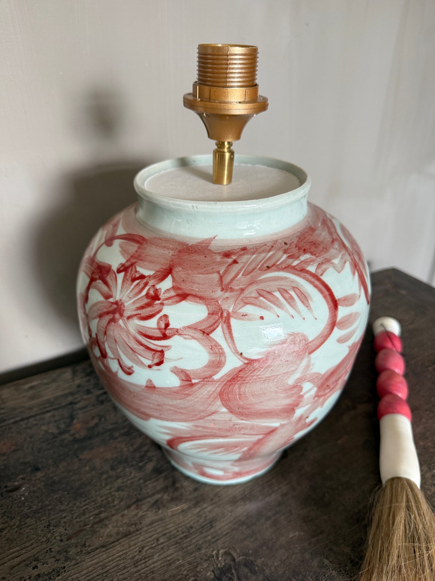 Tischlampe aus einem chinesischen Ingwertopf