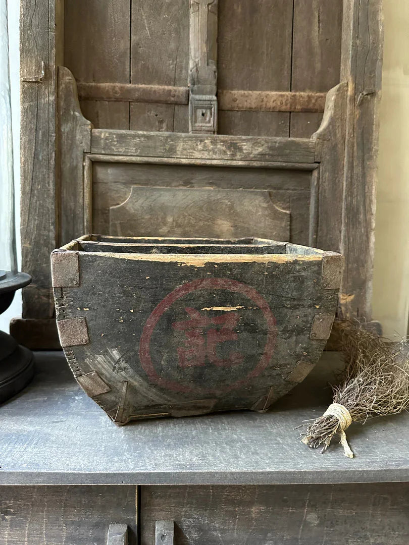 Oude houten Chinese rijstbak - My Sober Home