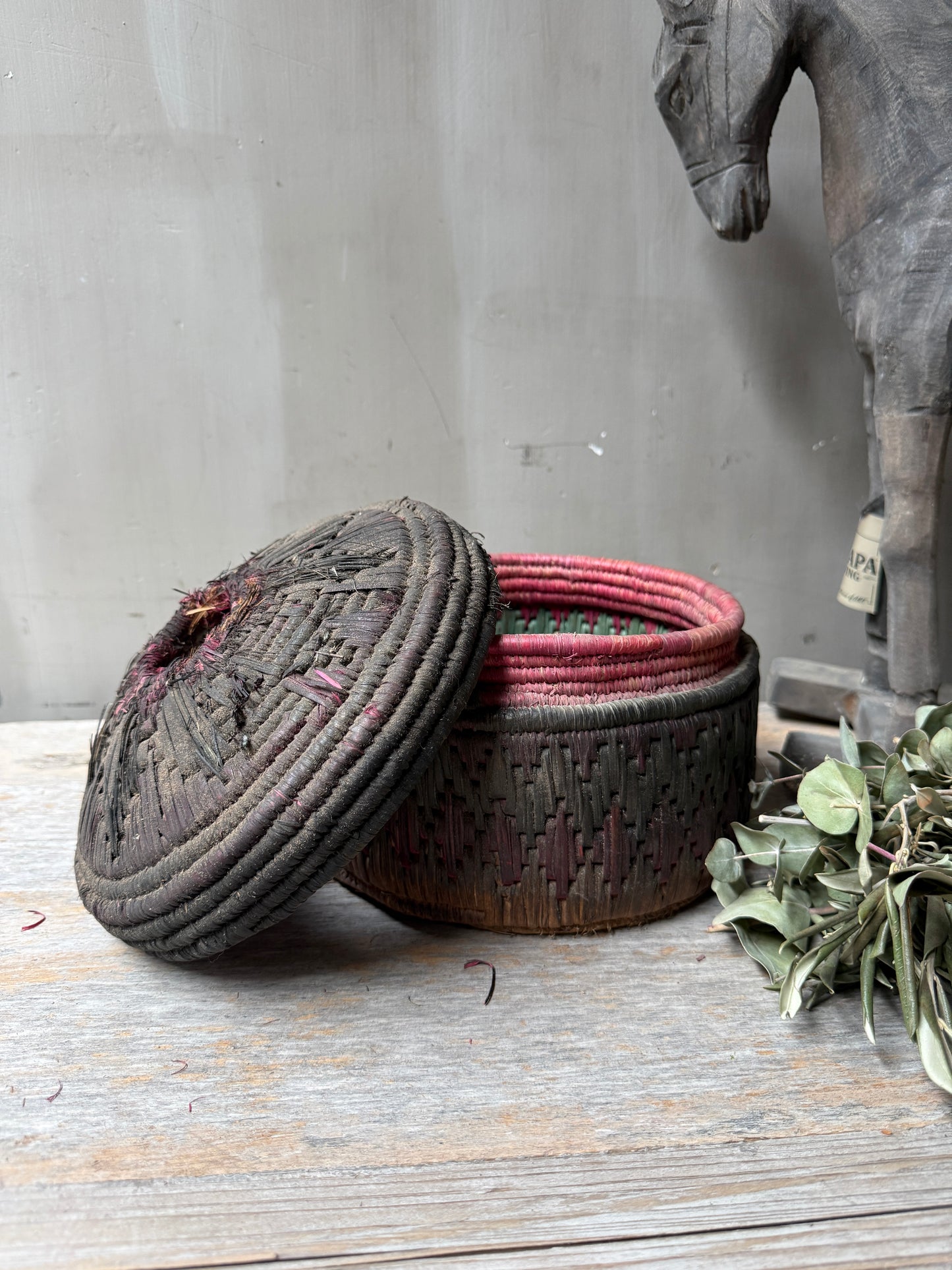 Oude originele mand / dessert basket mini donker