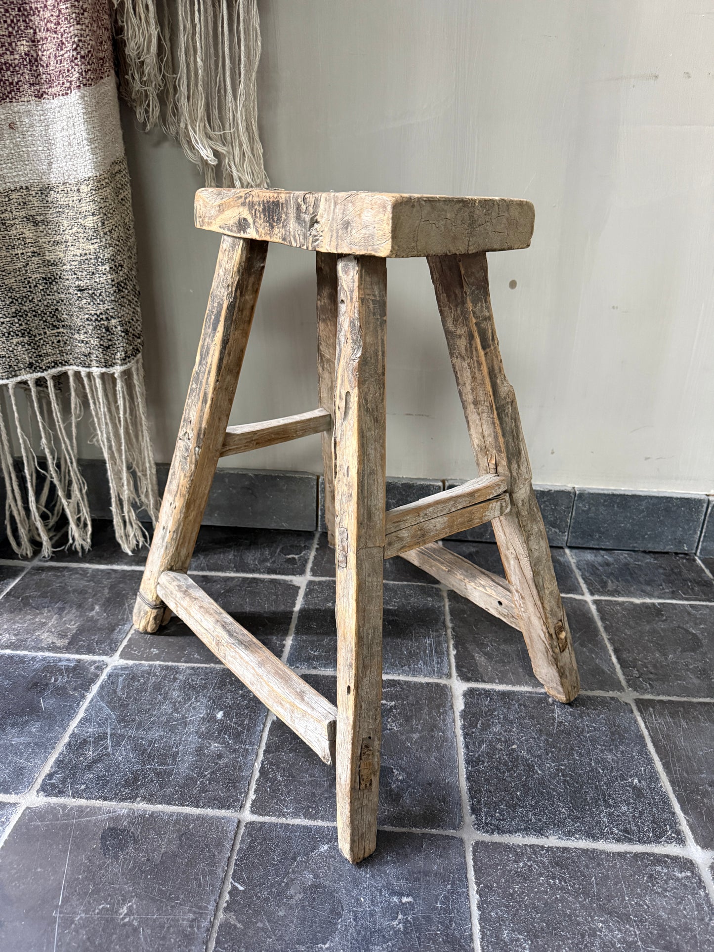 Chinesischer Hocker