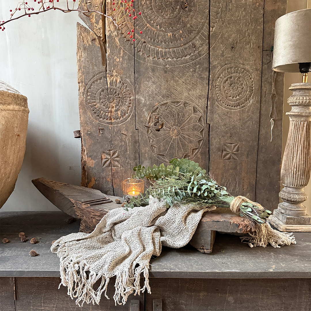 Antique coconut grating bench