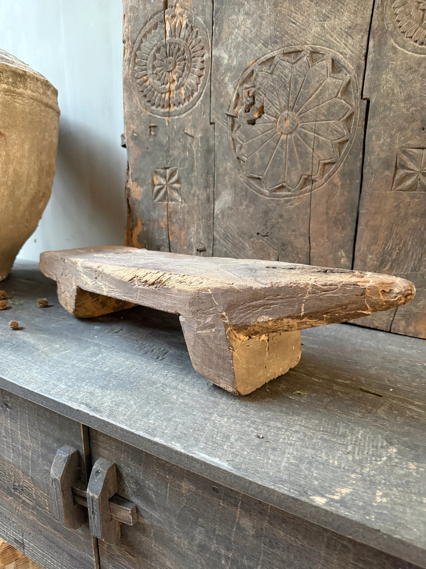 Antieke kokosraspbank (kopie) - My Sober Home