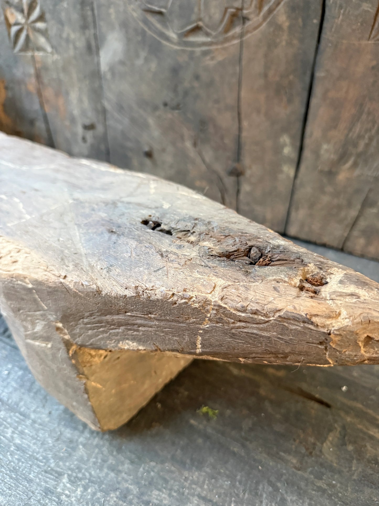 Antieke kokosraspbank (kopie) - My Sober Home