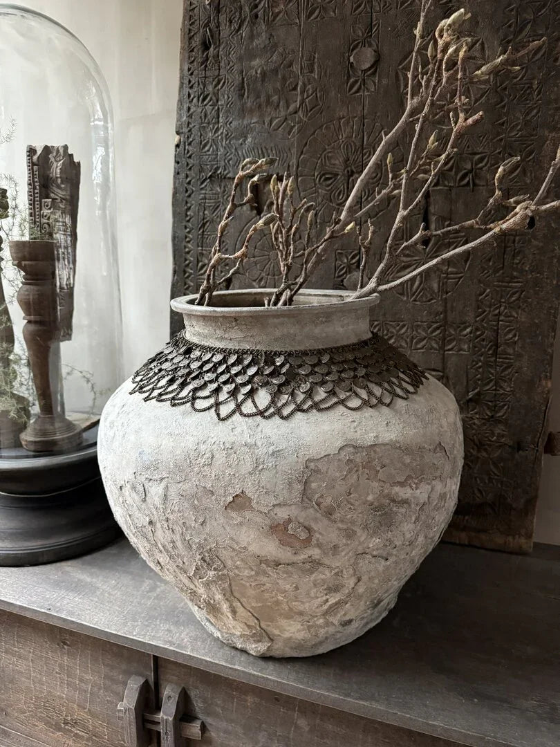 Kruikketting Lin - My Sober Home