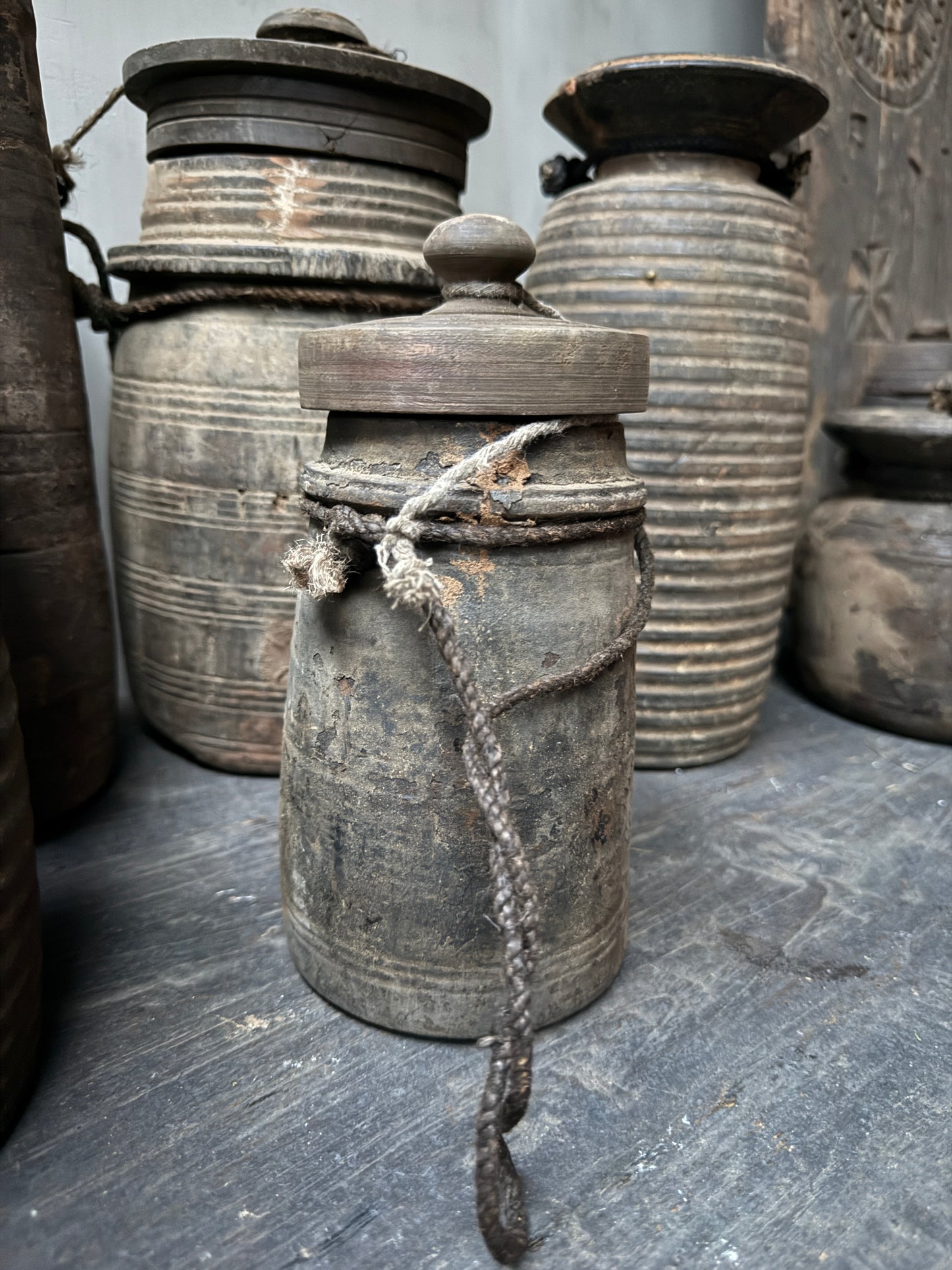 Houten kruikje met deksel