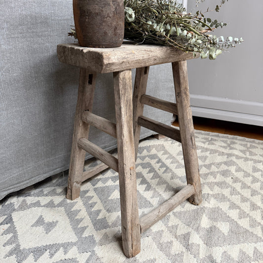 Oude houten krukje elmwood, chinese stoel