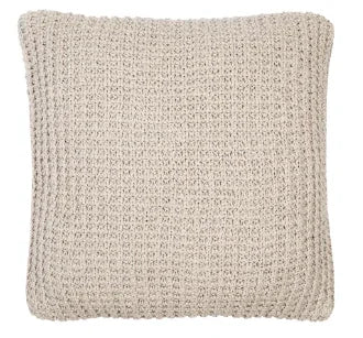 Handgemaakt linnen kussen in naturel kleur, landelijk en sober woonaccessoire bij My Sober Home