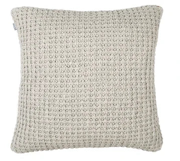 Handgemaakt beige kussen met textuur, landelijk sober interieuraccessoire van My Sober Home