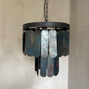 Hanglamp Amber S met verweerde metalen lamellen Ø 30 cm