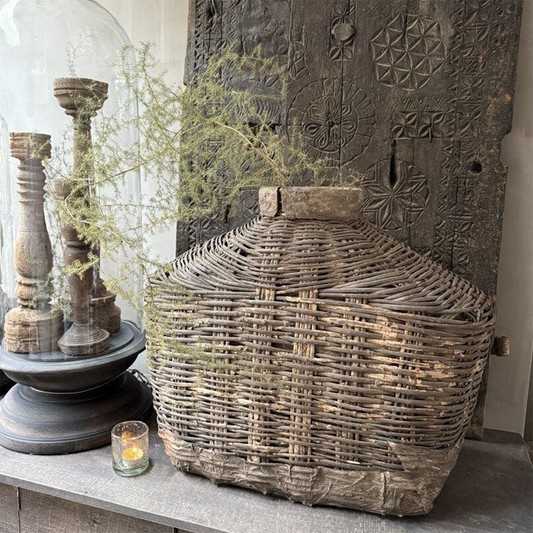 Antique clay basket xl